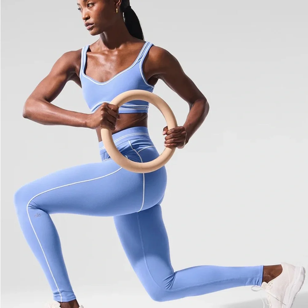 ALO Yoga Blue heartthrob Bra Modern Striped Detailing small medium legging set - Picture 1 of 5